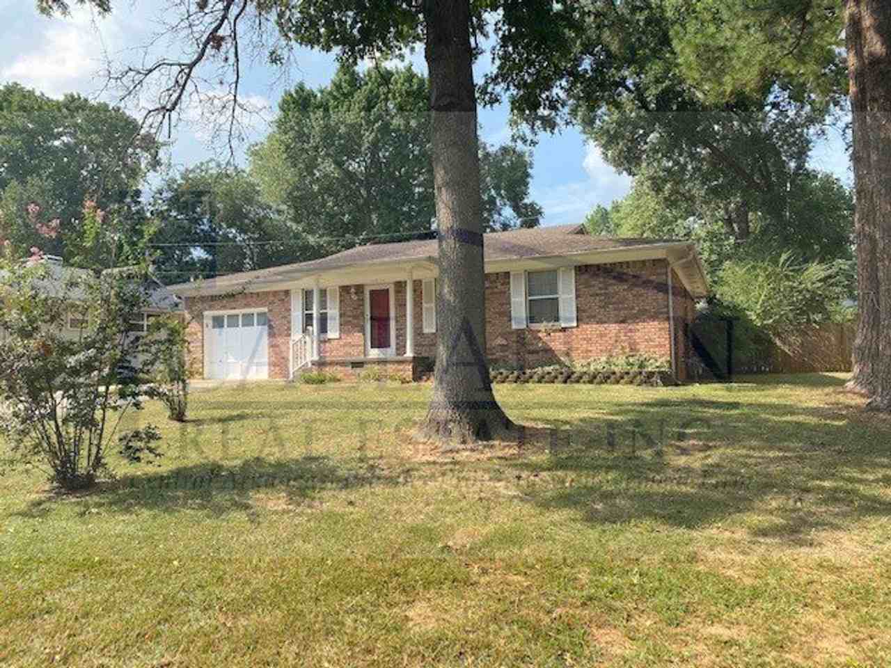 1016 Grayland Drive - Photo 4 of 24