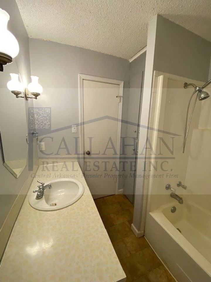 1016 Grayland Drive - Photo 7 of 24