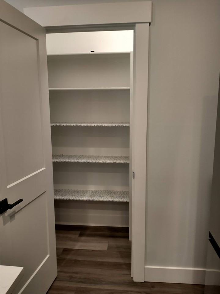 1021 Keystone Loop Northeast - Photo 6 of 26