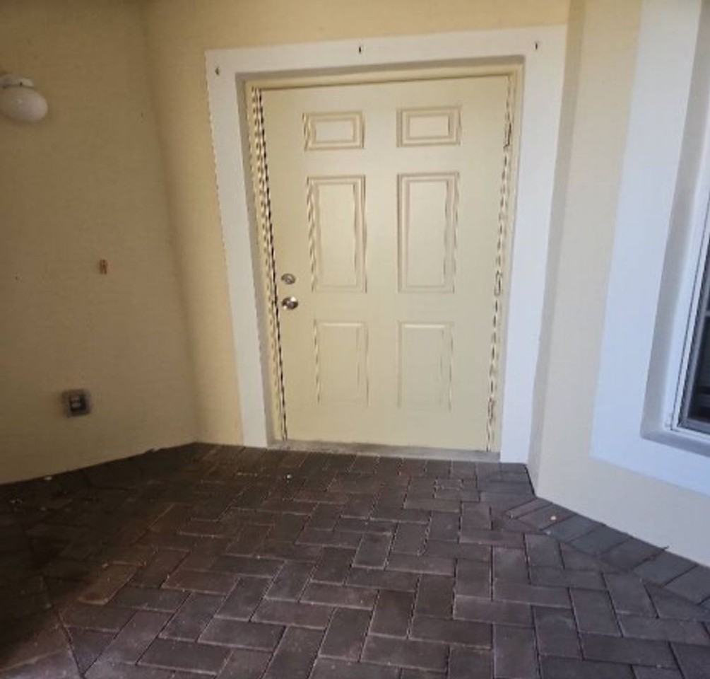 1410 Tiffany Ln #2503 - Photo 3 of 38