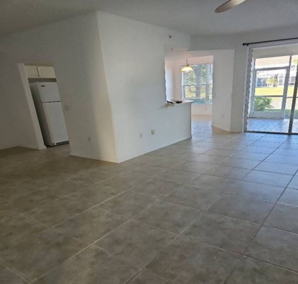 1410 Tiffany Ln #2503 - Photo 7 of 38