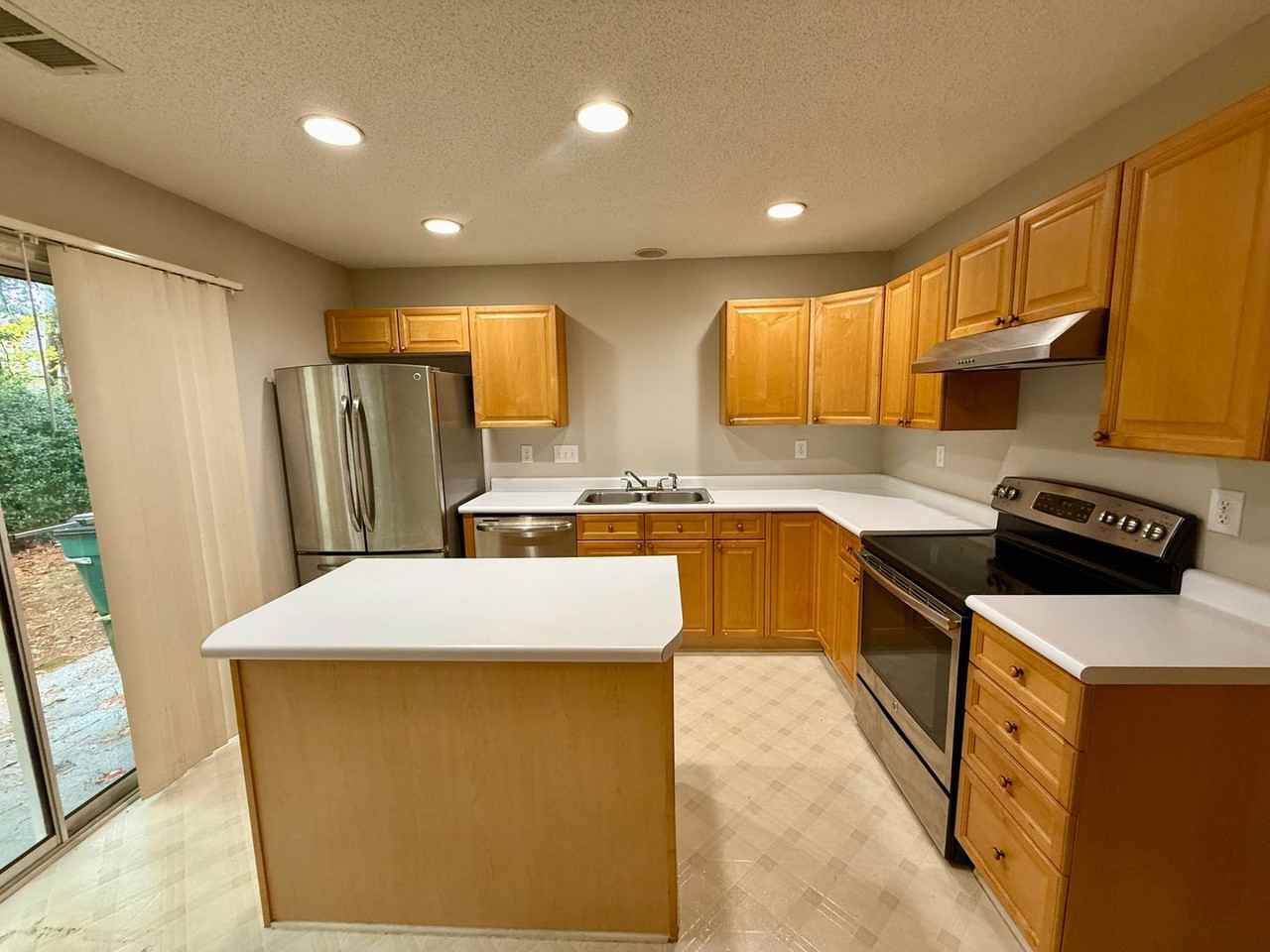 5731 Cougar Ln - Photo 2 of 16