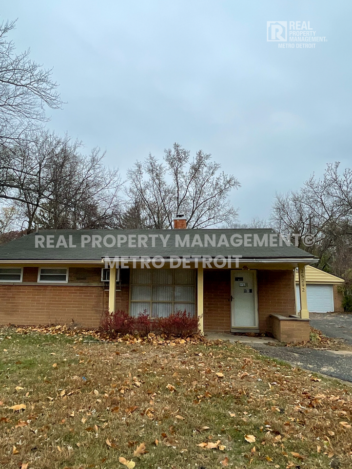 25292 Orchard Grove St - Photo 2 of 20