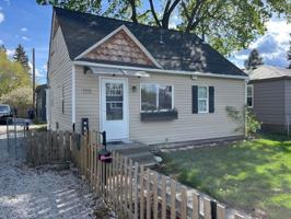 featured image of 1406 East Montana Avenue