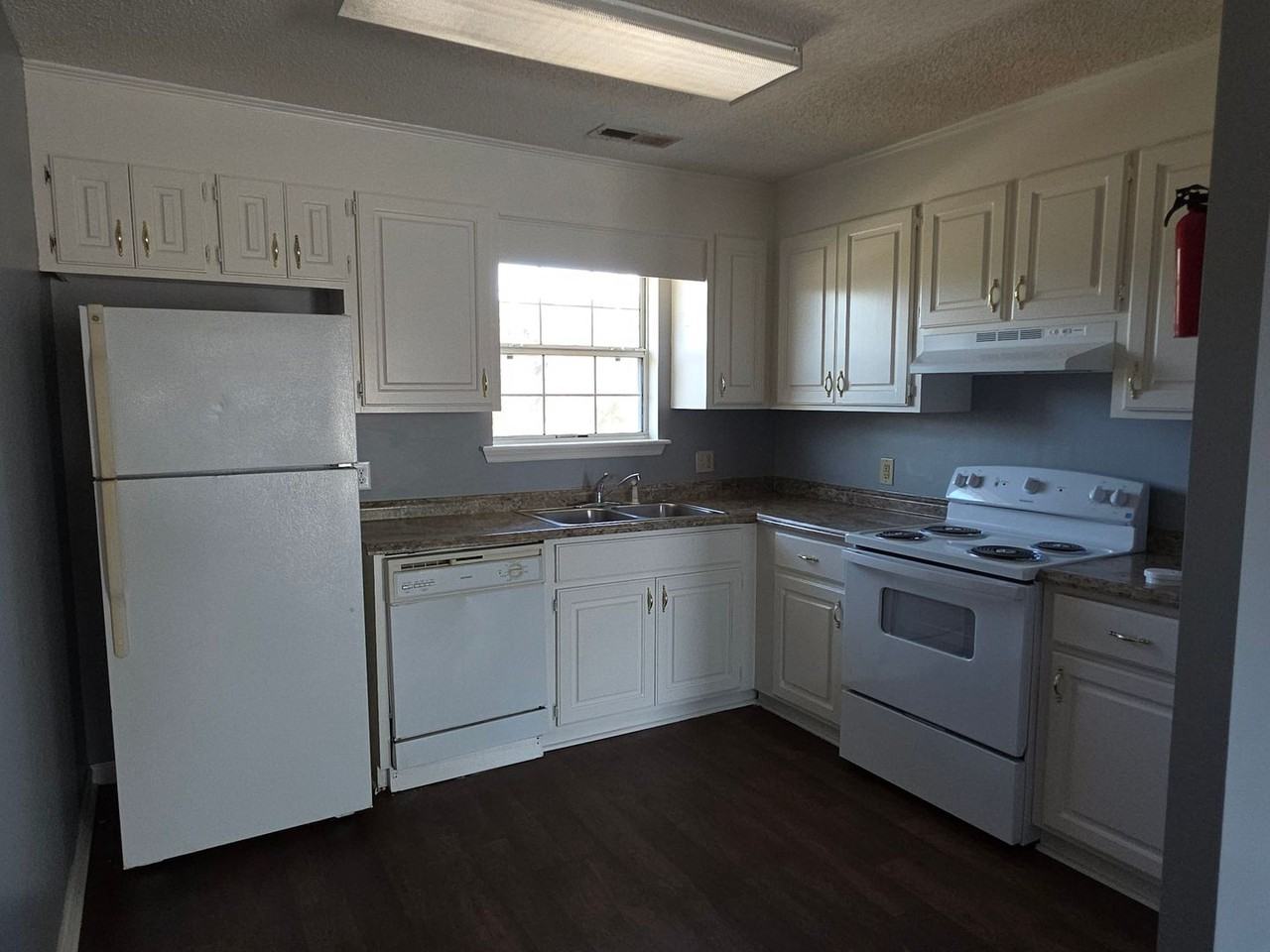 104 Tonyoto Court - Photo 3 of 8