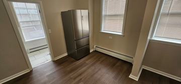 featured image of 136 West Pearl Street