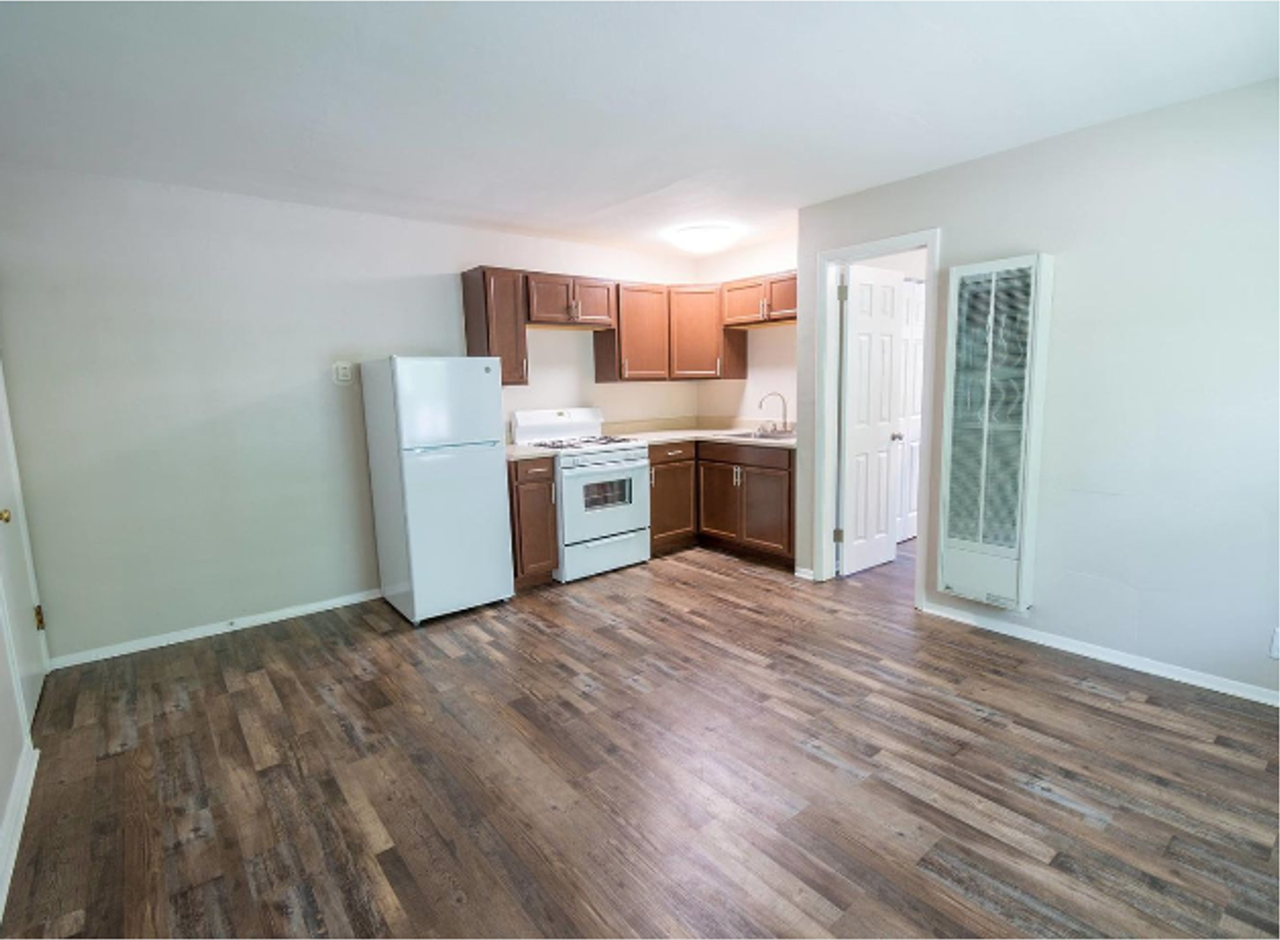 605 W University Ave - Photo 7 of 7