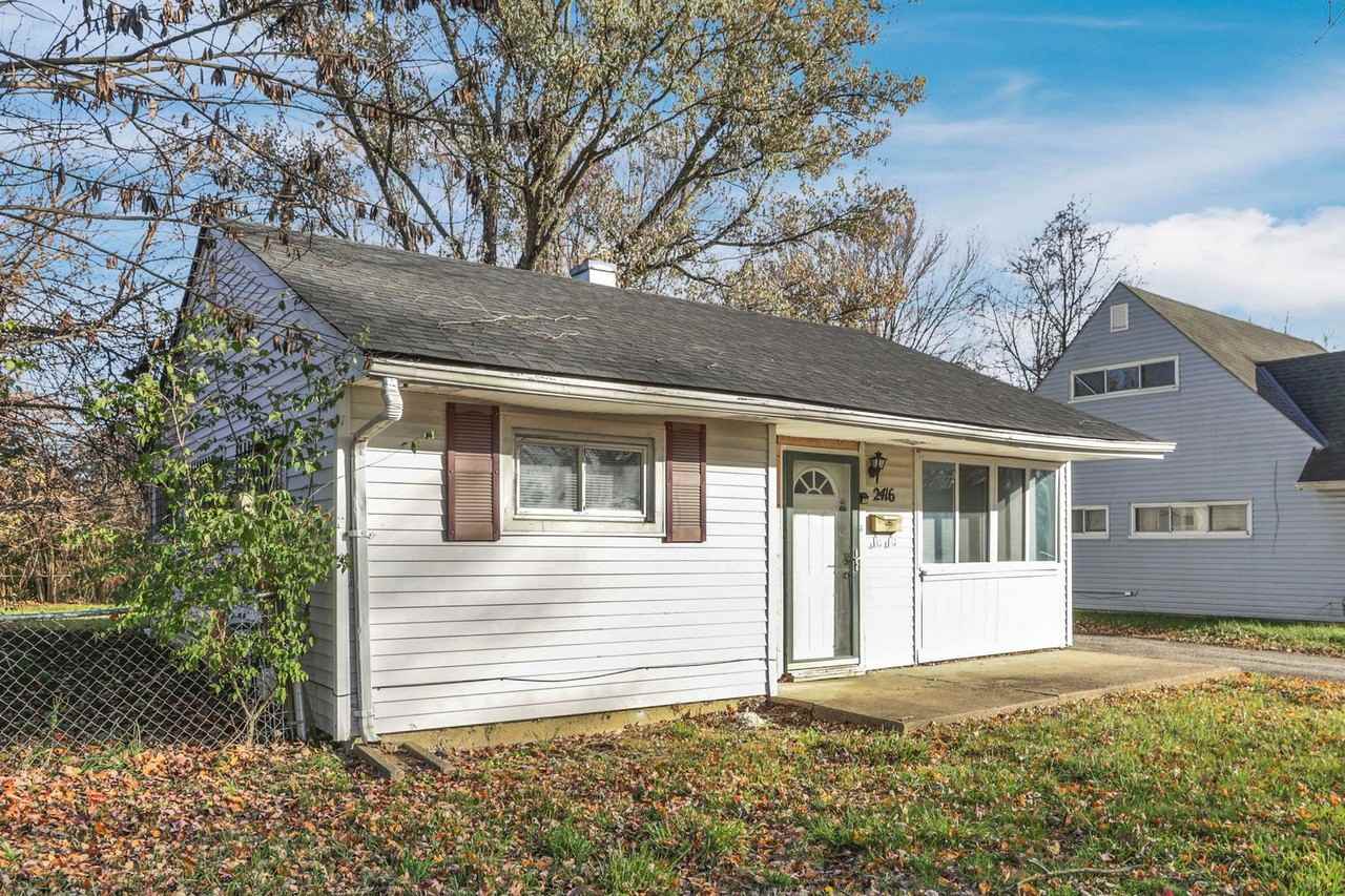 2416 Dawnlight Ave - Photo 3 of 25