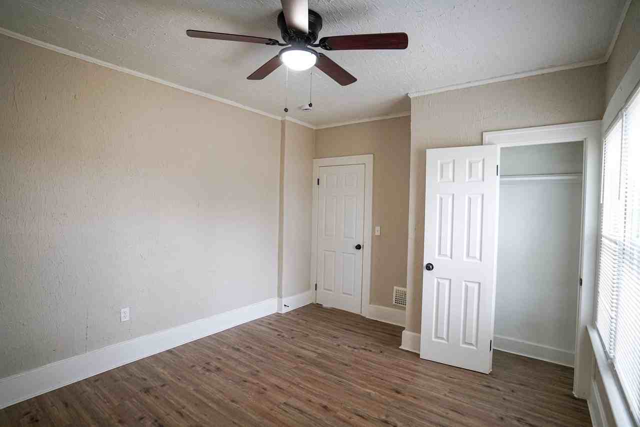 6015 Garland St - Photo 7 of 8