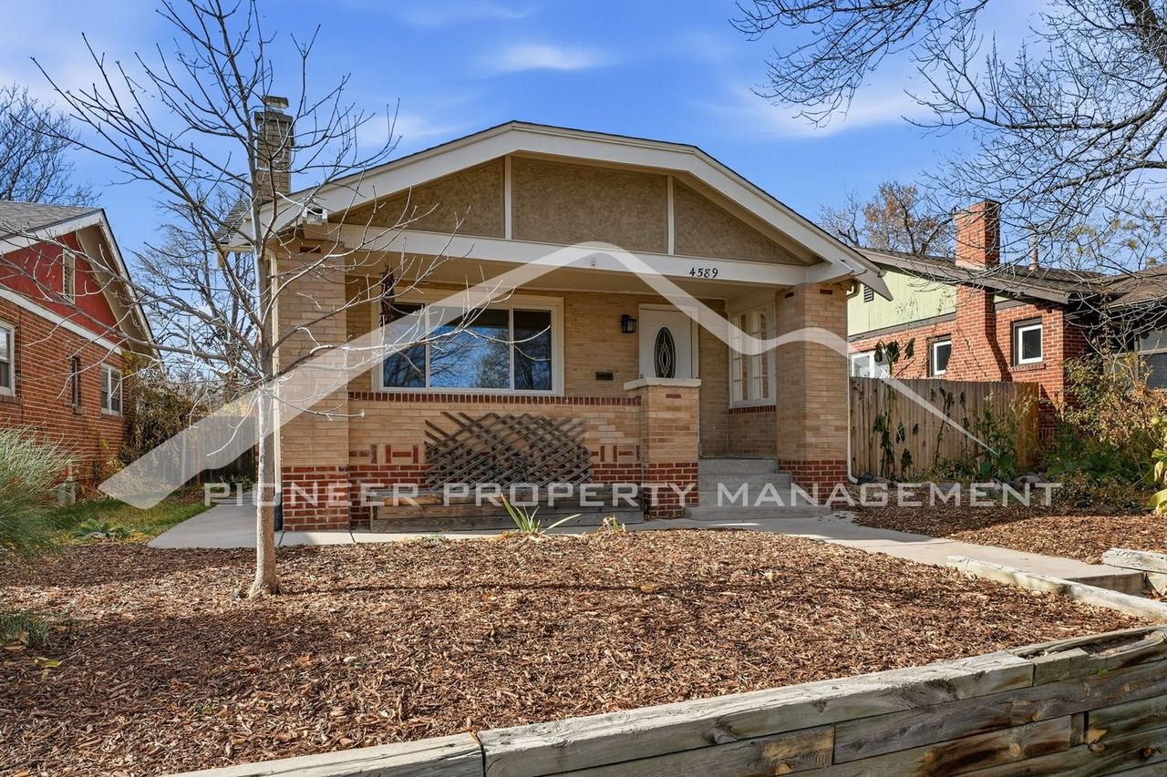 4589 Decatur St - Photo 2 of 26