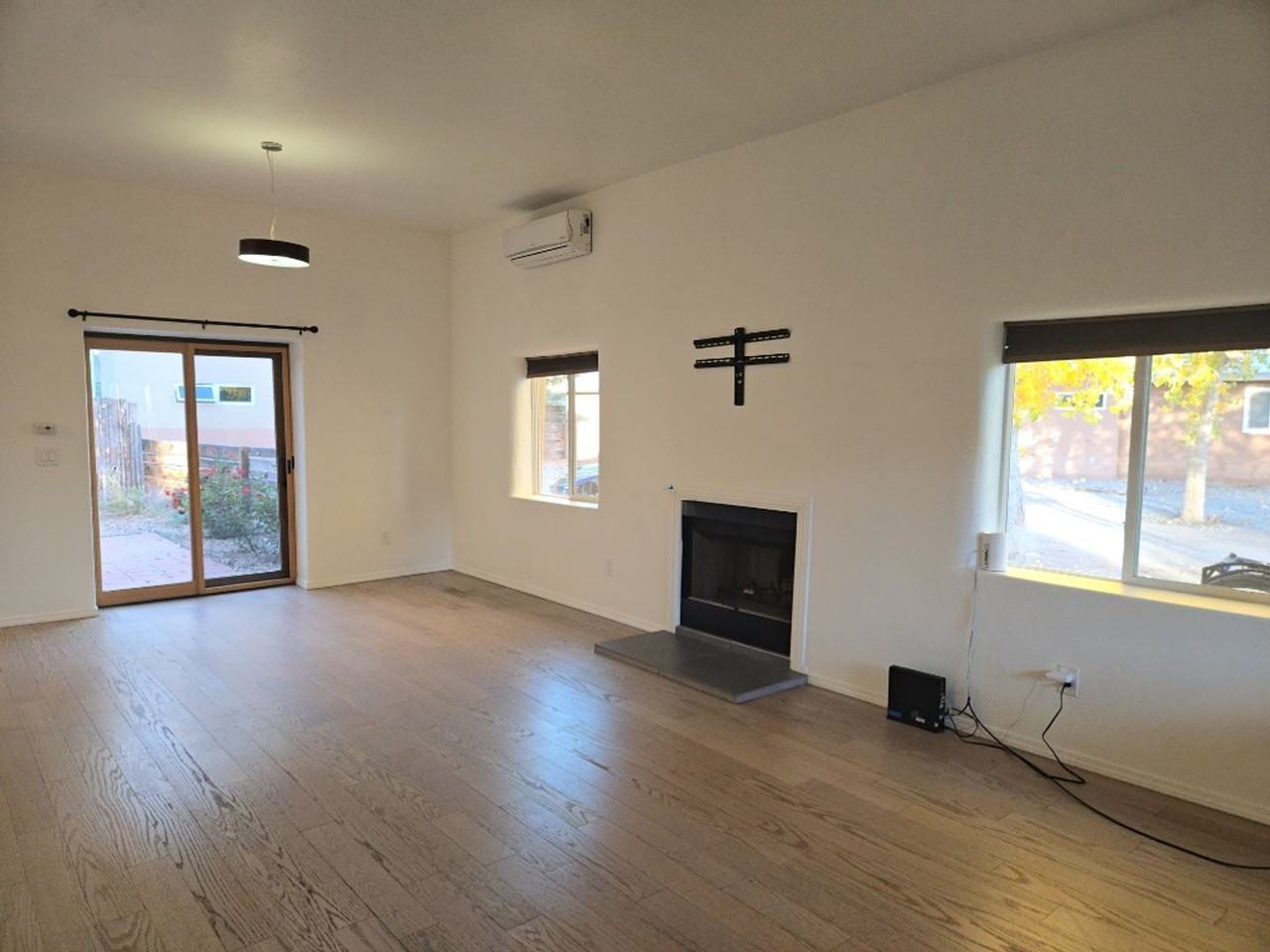 2913 Camilo Ln Nw #A - Photo 5 of 11