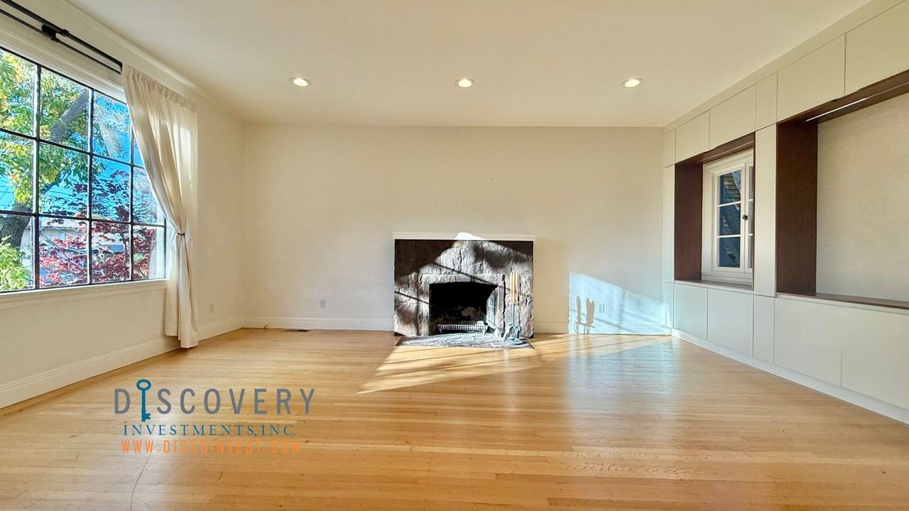 1157 Oxford Street - Photo 3 of 50