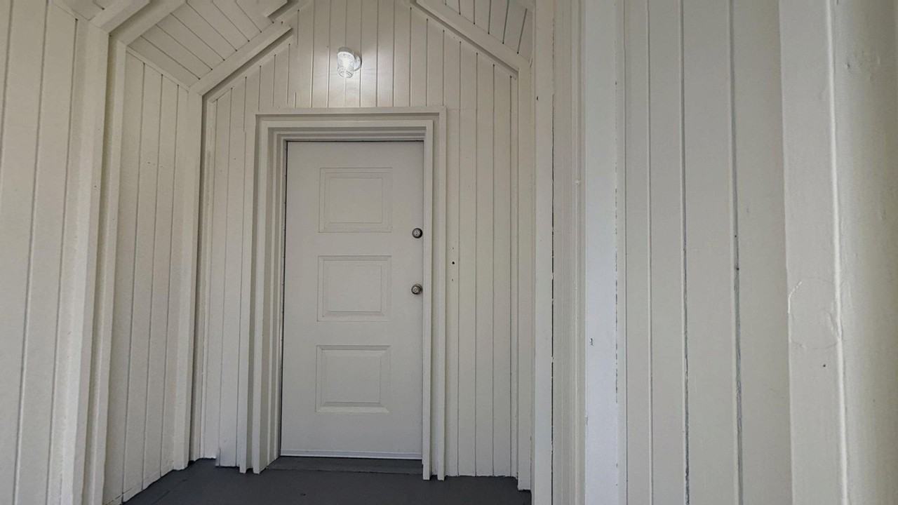 1661 North Mountain View Avenue - Photo 4 of 27