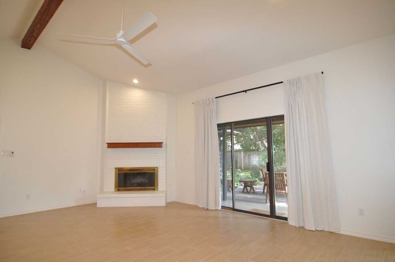 3 Cimarron Drive - Photo 7 of 35