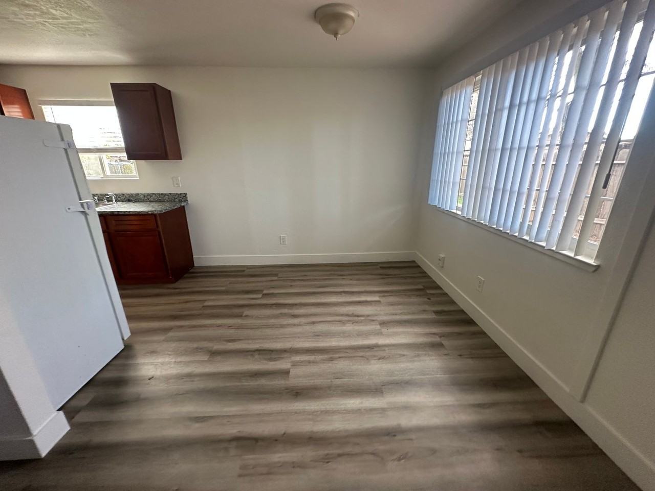 1948 Country Club Ct #1 - Photo 3 of 12