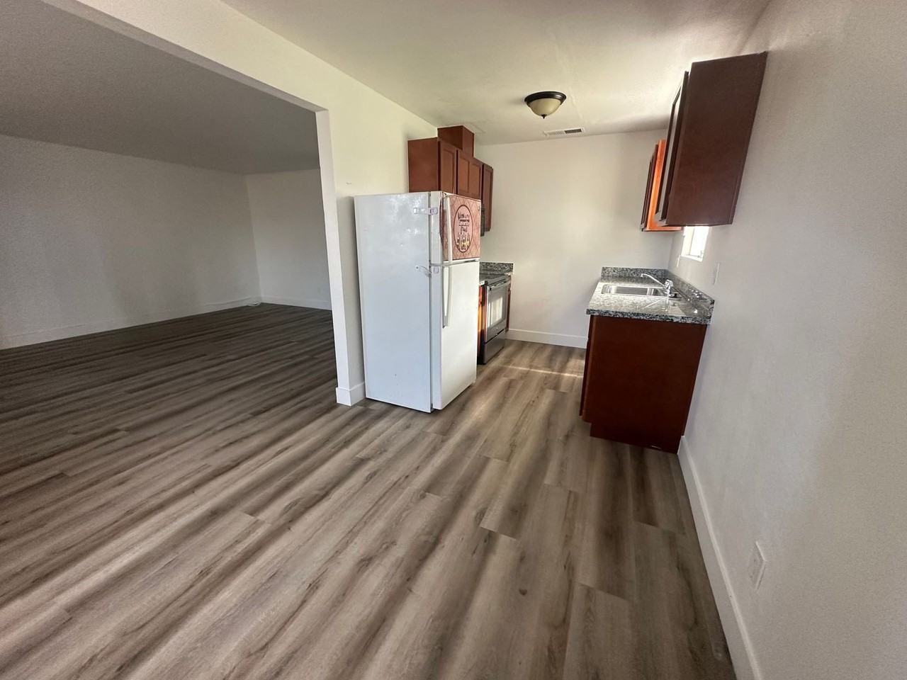 1948 Country Club Ct #1 - Photo 4 of 12