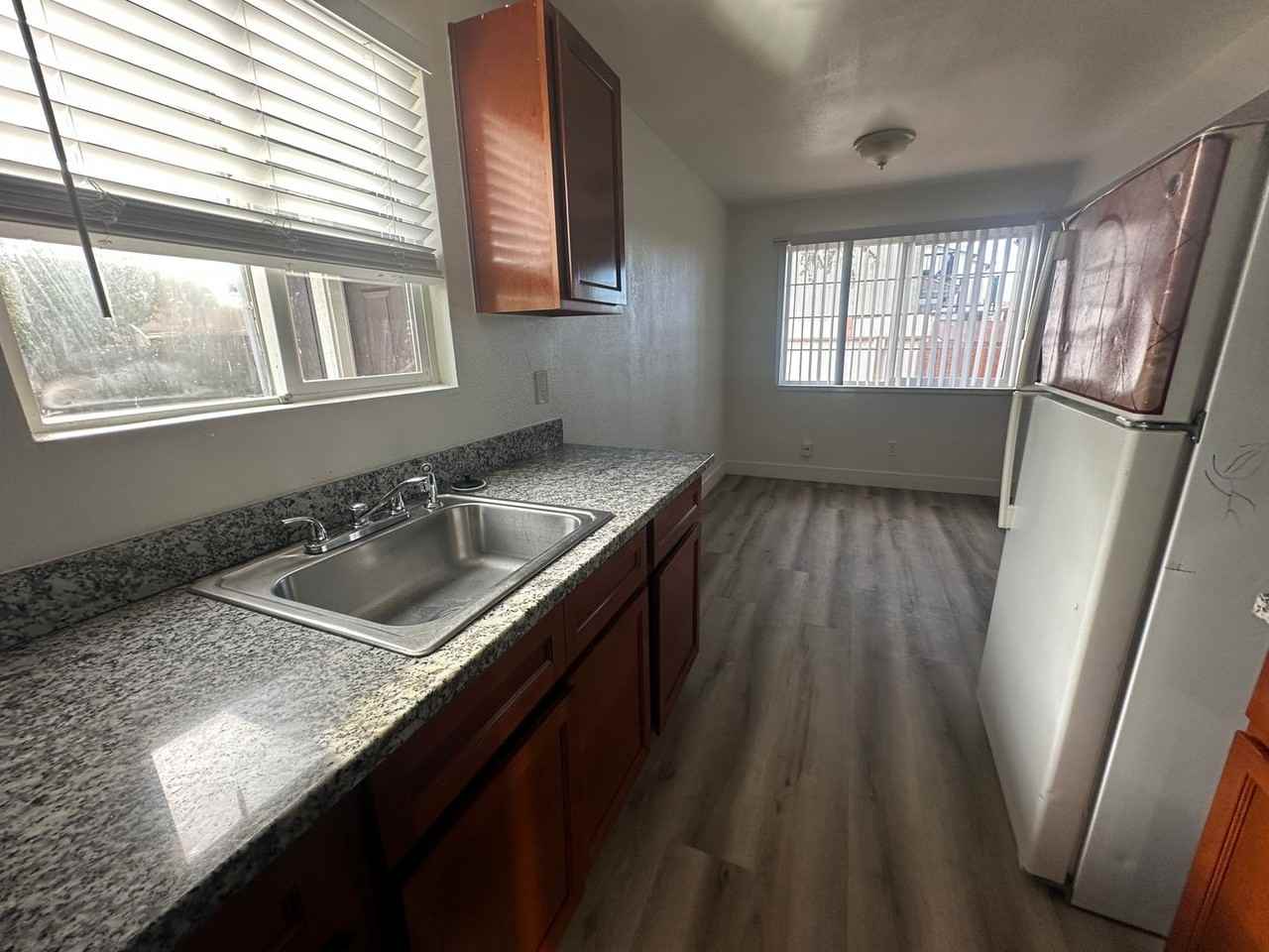 1948 Country Club Ct #1 - Photo 5 of 12