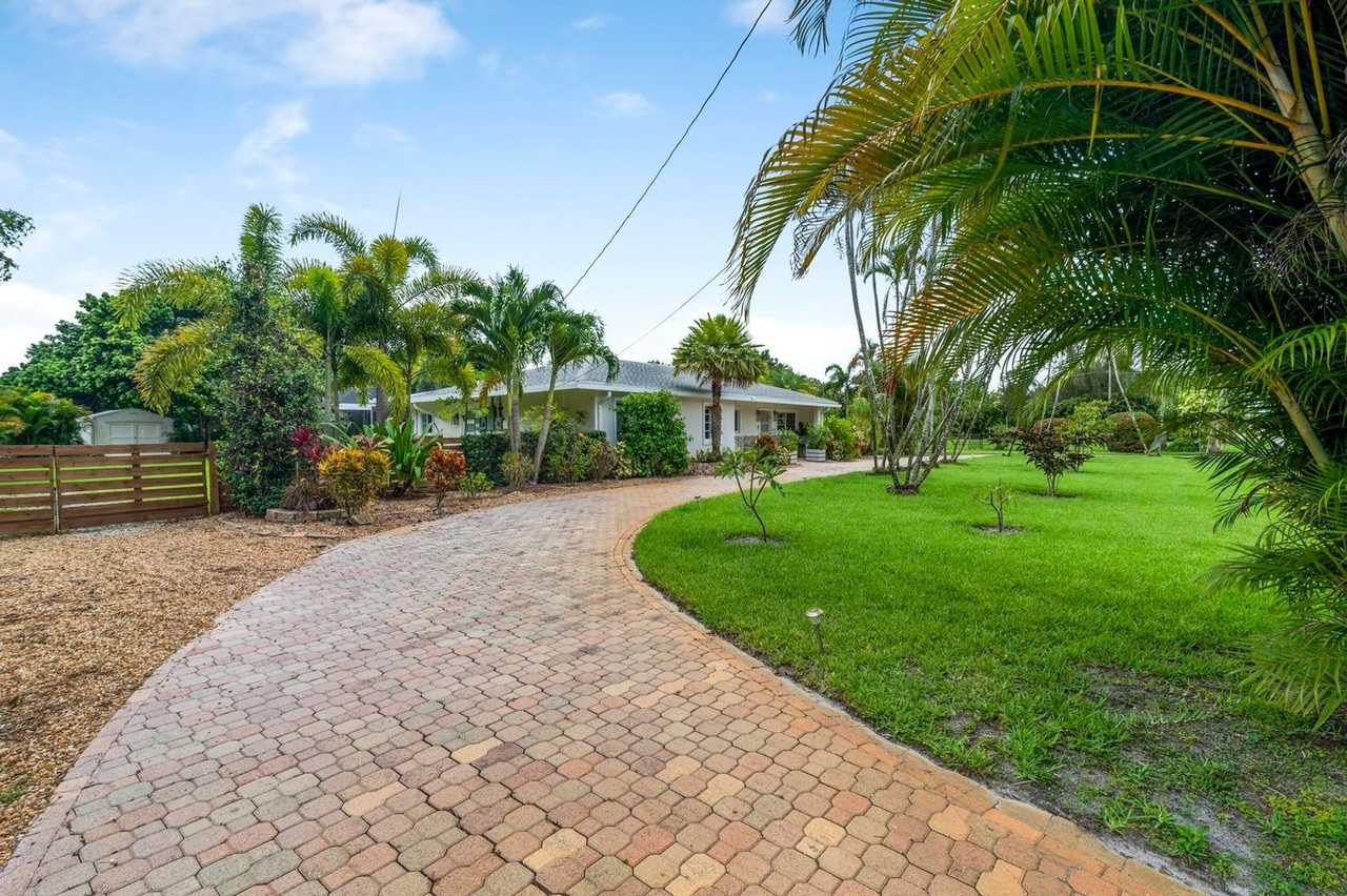 5516 Colbright Rd - Photo 5 of 31