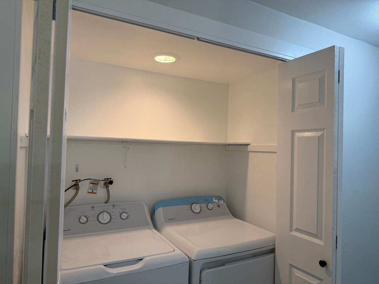 7812 196th St Sw #B4 - Photo 5 of 12