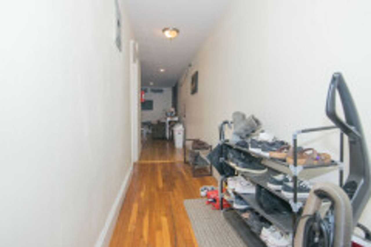 30 Egmont St - Photo 5 of 10