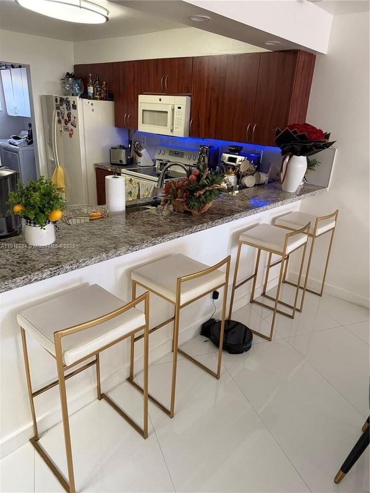 13198 Southwest 10th Terrace Drive