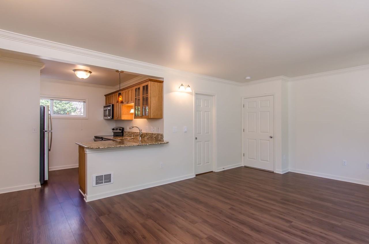 WW&S - Photo 2 of 18