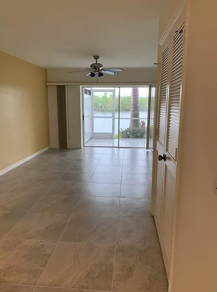 1305 Mainsail Drive #1002 - Photo 4 of 10