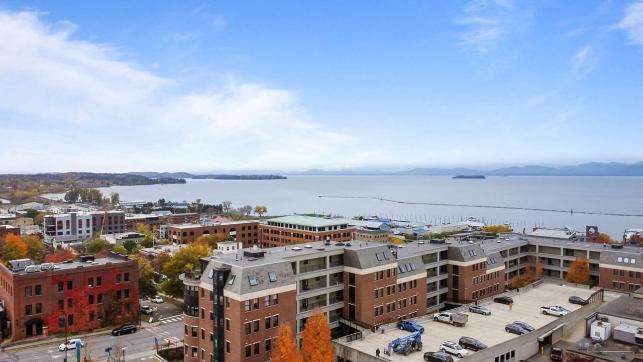 Nedde/Bank, LLC, 77 RESIDENCES - Photo 6 of 17