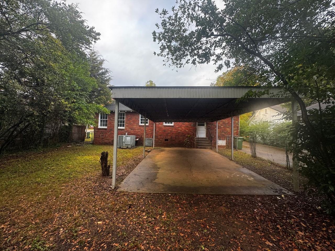 2242 Brewton St - Photo 3 of 20