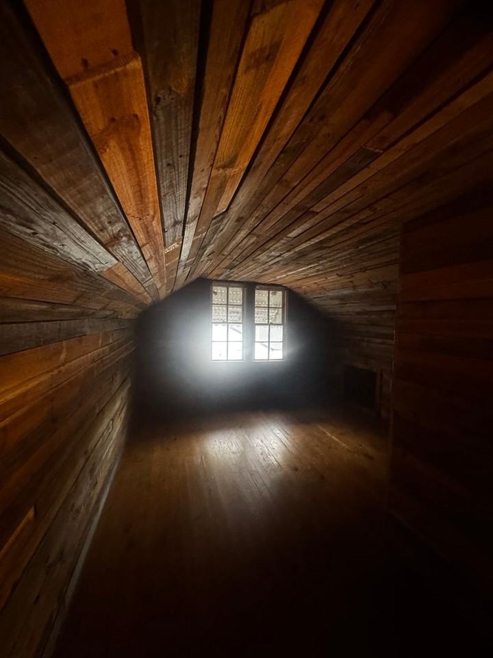 2242 Brewton St - Photo 6 of 20