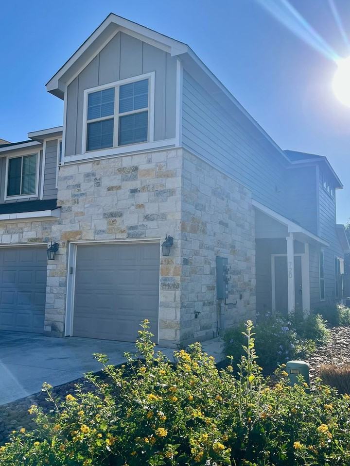 720 Gristmill Dr - Photo 3 of 28