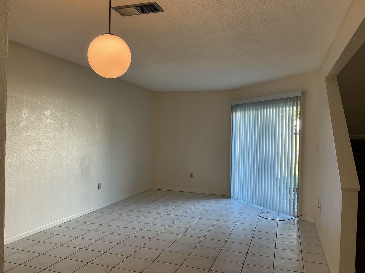 411 E Park St - Photo 7 of 17