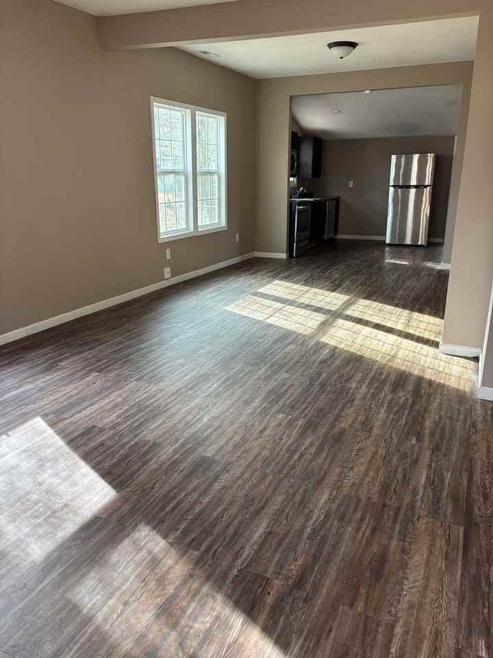 2127 N Boonville Ave - Photo 3 of 23