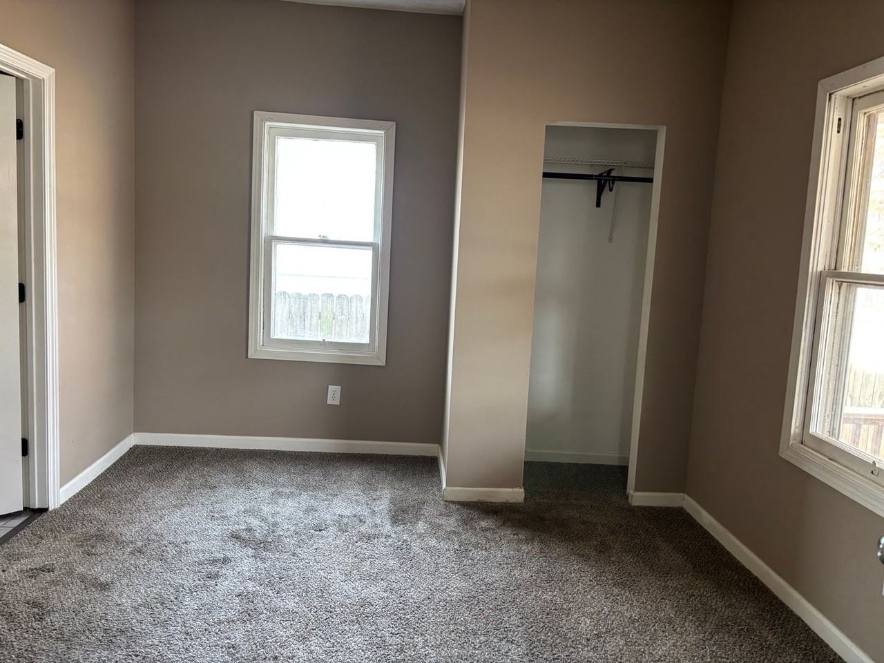 2127 N Boonville Ave - Photo 5 of 23