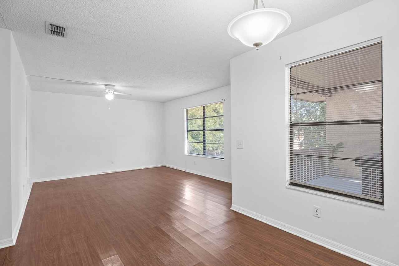 476 Lombard Street - Photo 6 of 20