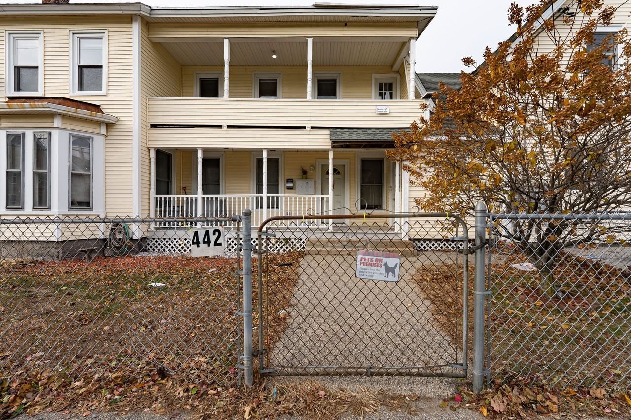 Lincoln (442) - Photo 4 of 6