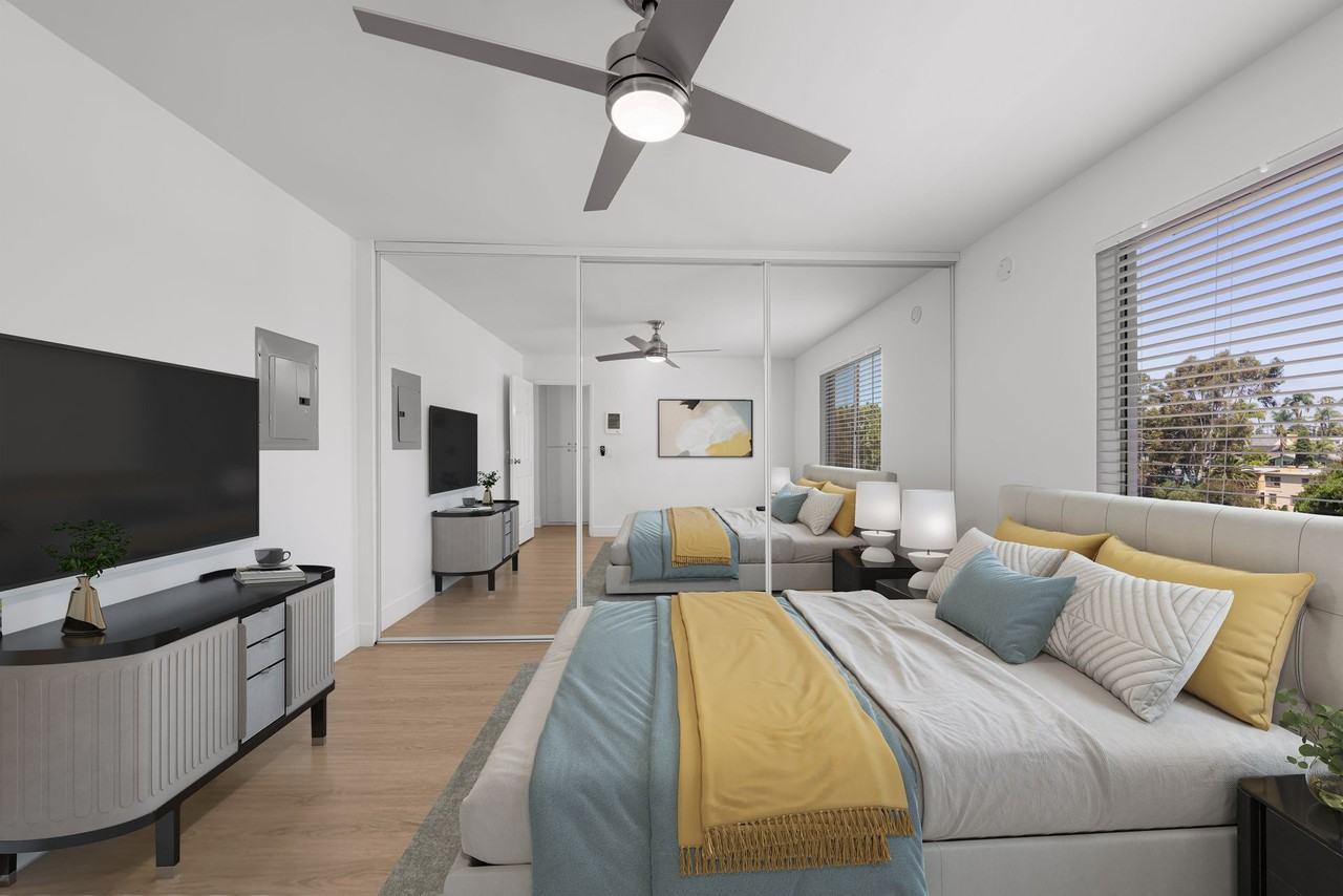 University Crest Apartments - Photo 3 of 37