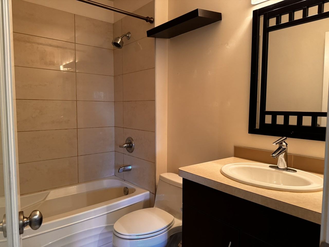 417 2-417 Vancouver St. #2 - Photo 4 of 8