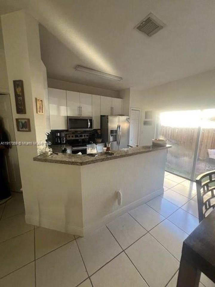 8305 Northwest 108th Avenue #18