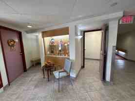 151 Rue Queen Street #208 - Photo 1 of 1