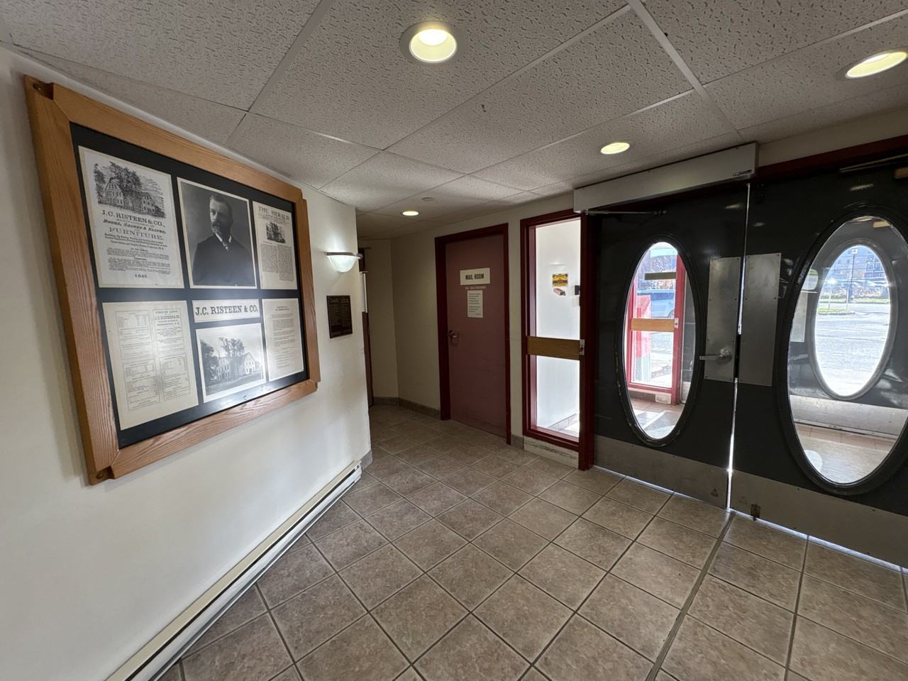 151 Queen St #220 - Photo 5 of 11