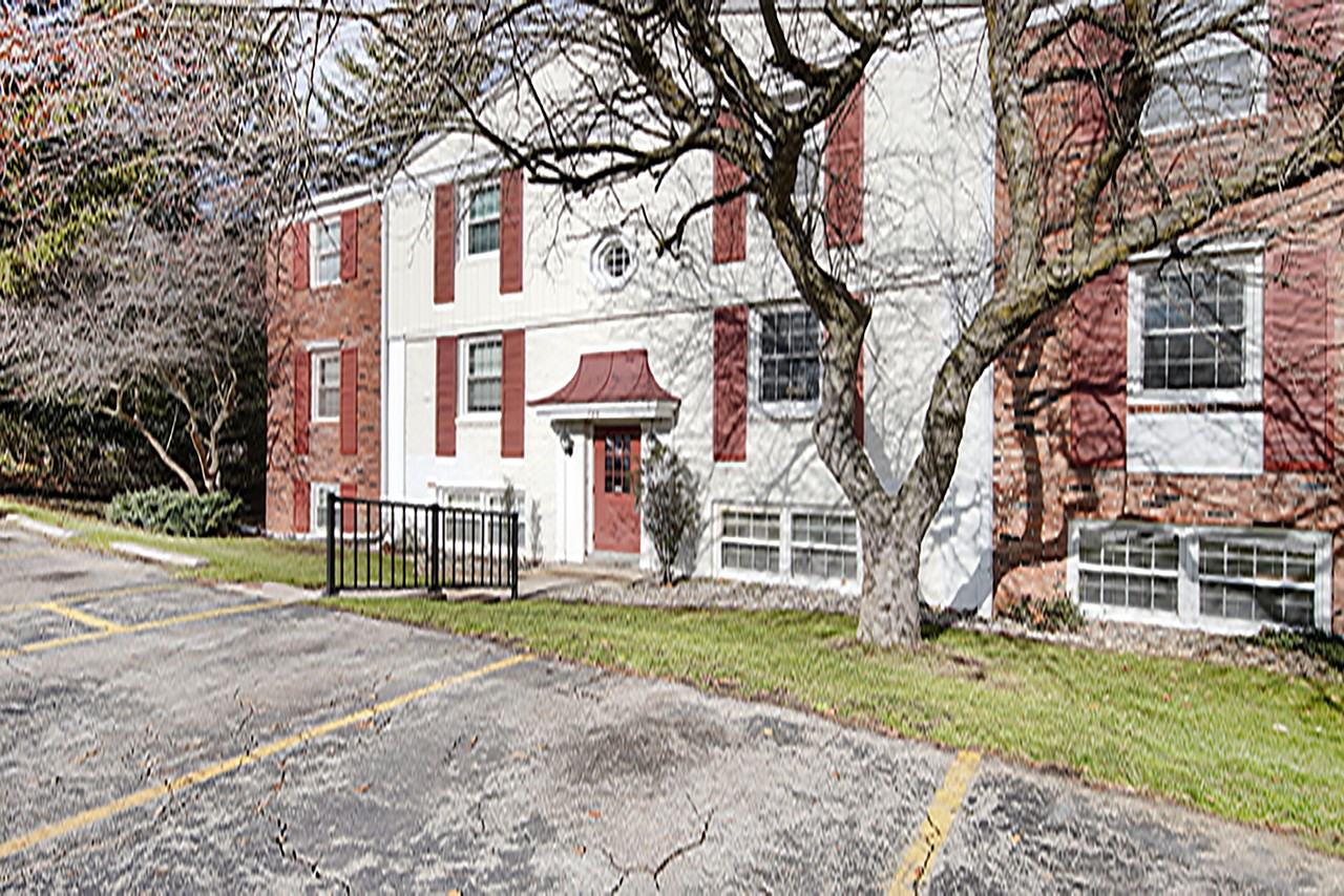 728 Garland Circle #F - Photo 2 of 17