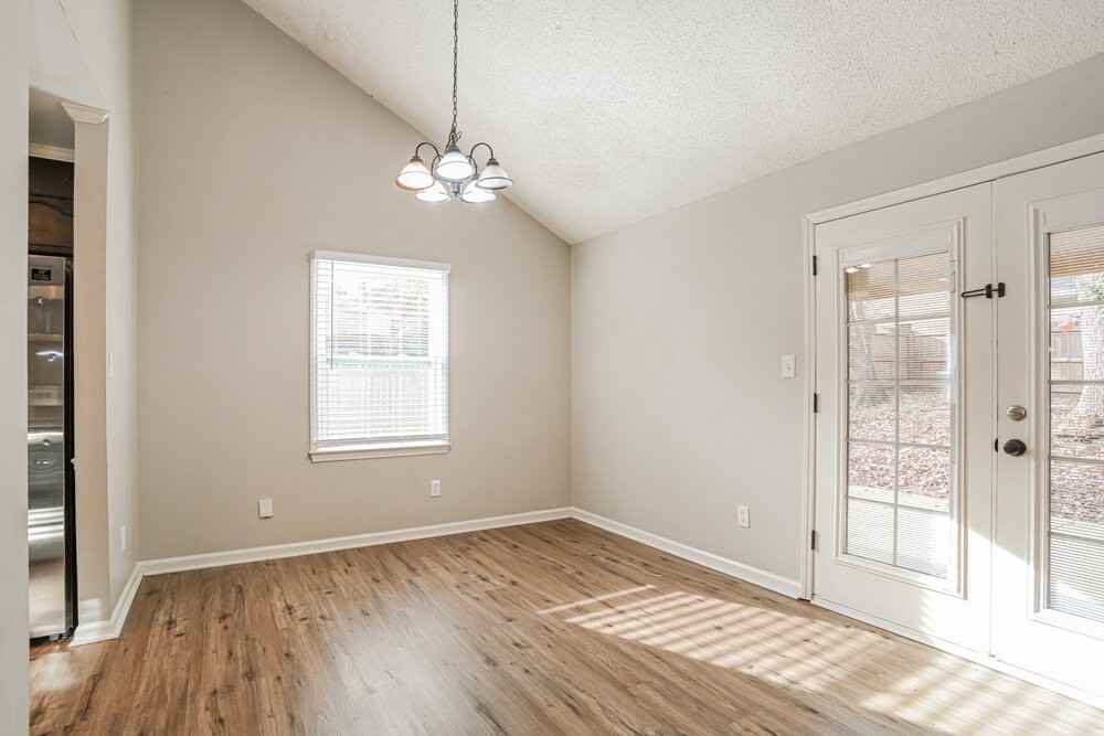 7317 Rockwood Forest Ln - Photo 6 of 16