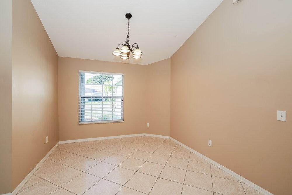 12910 Upper Cove Drive - Photo 6 of 16