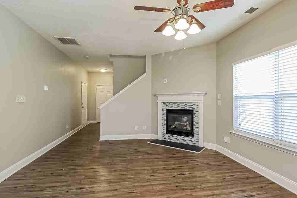 414 Tribune Dr - Photo 6 of 17