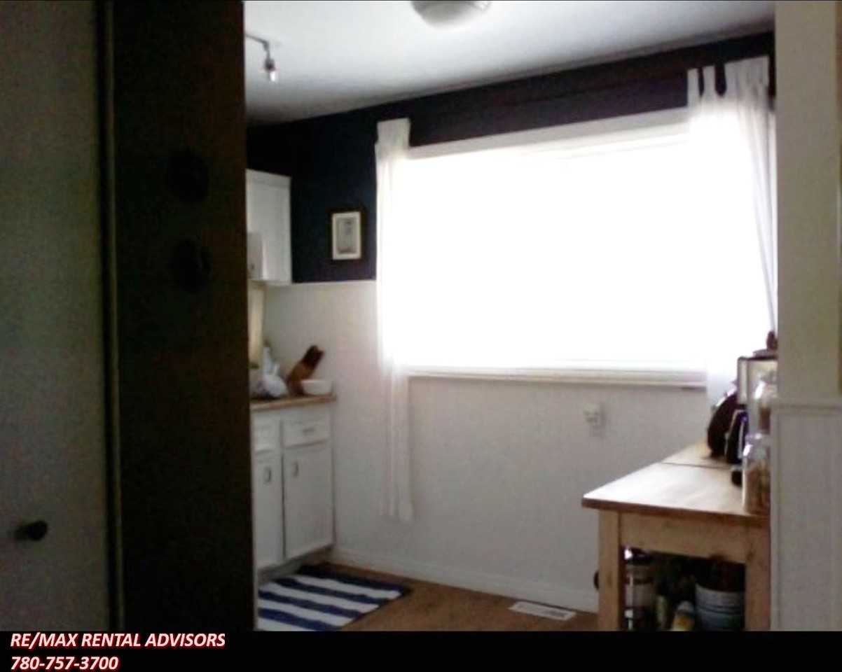 1644 37 Street Northwest - Photo 5 of 11