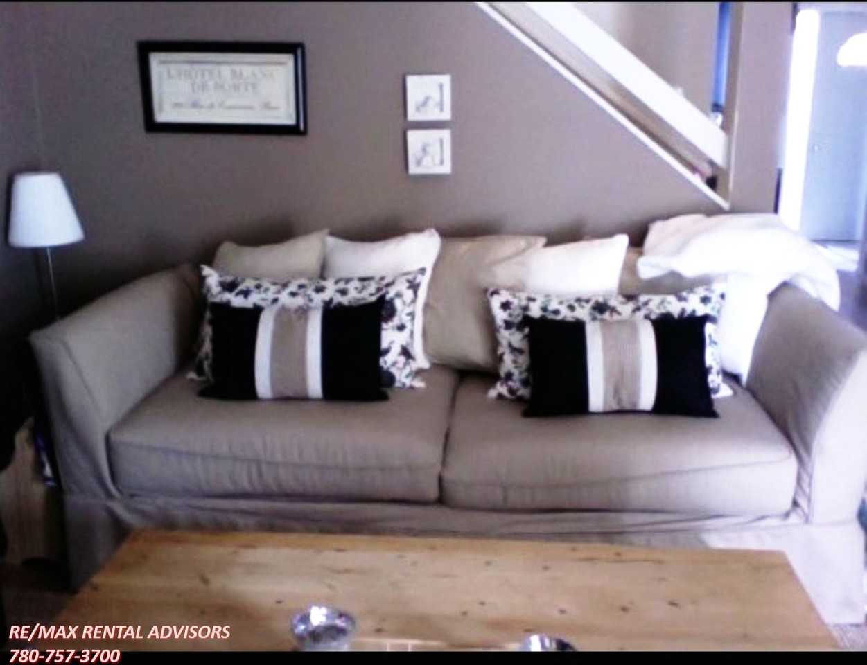 1644 37 Street Northwest - Photo 7 of 11