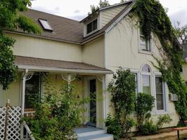 featured image of 2537 Spruce Street #2