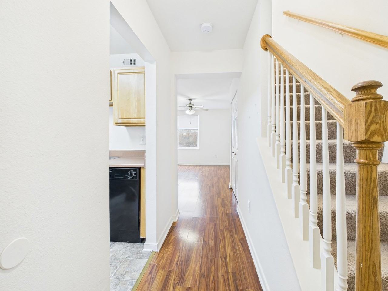 3510 E Richmond Rd #2 - Photo 2 of 14