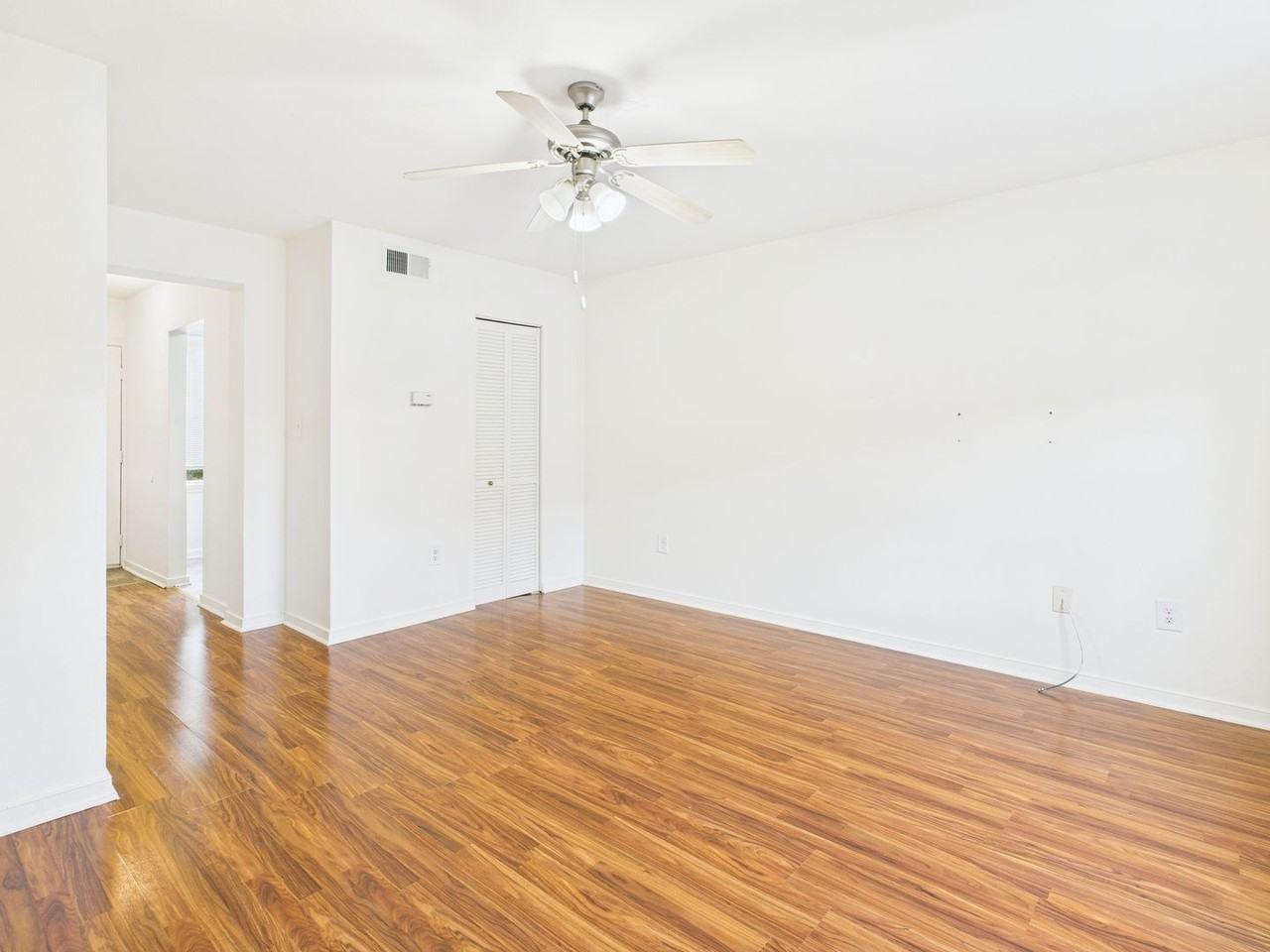 3510 E Richmond Rd #2 - Photo 5 of 14